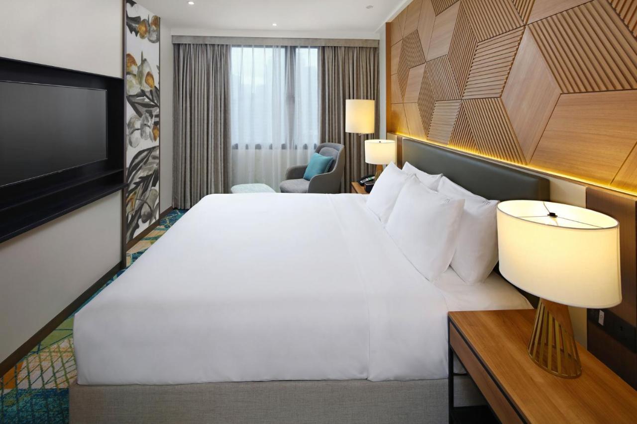 Holiday Inn Cebu City By Ihg Экстерьер фото