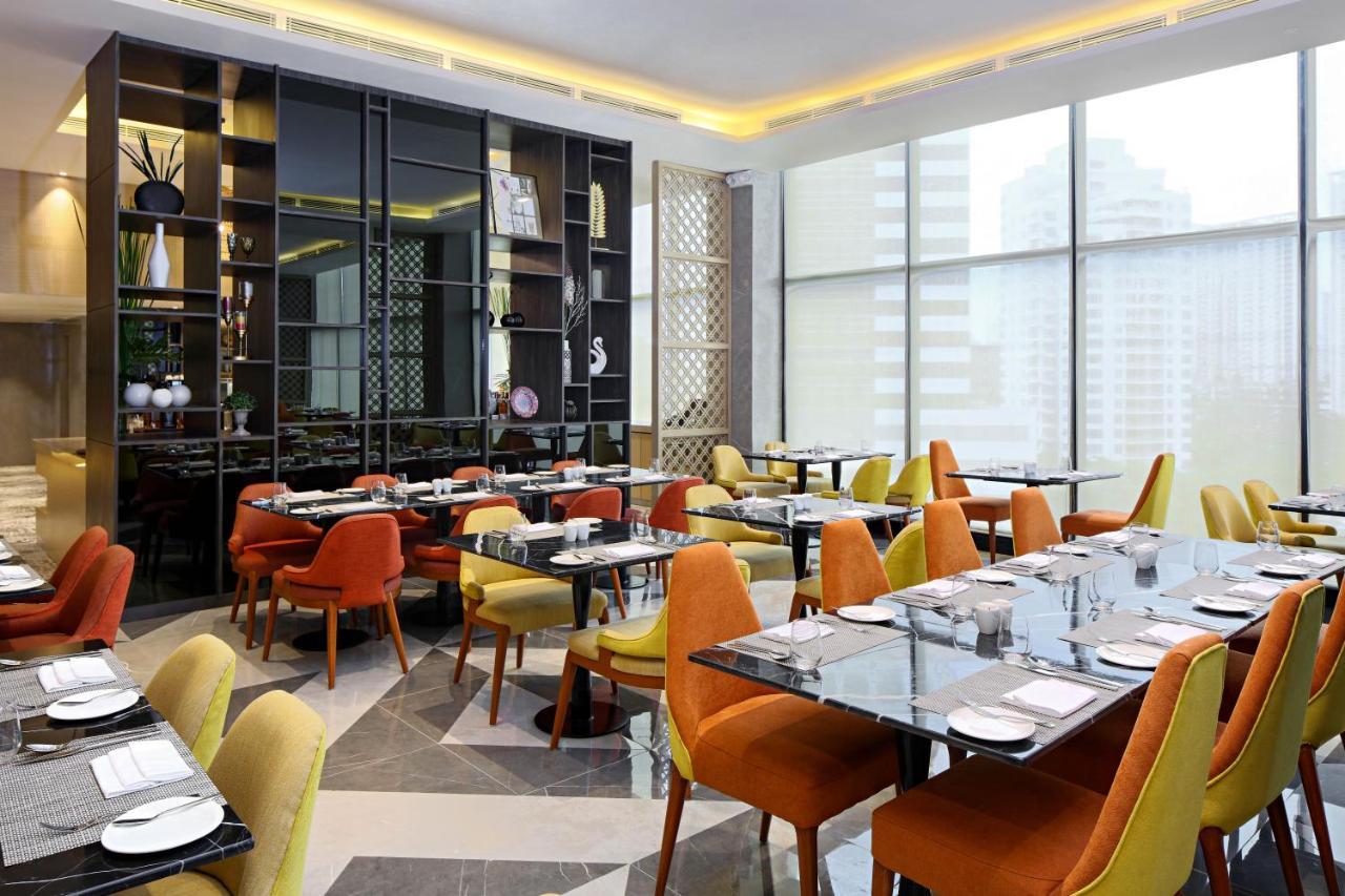 Holiday Inn Cebu City By Ihg Экстерьер фото